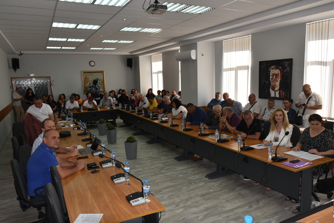 Община Ловеч: Съветниците в Ловеч отпуснаха 50 000 лева за довършване изографисването храма „Св. св. Кирил и Методий“