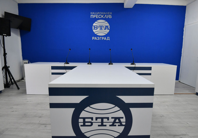 Представяне на новия роман на Неда Зарева "Гласът от светлината"