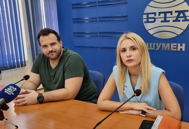 Пресконференция на директора на Драматично-кукления театър „Васил Друмев“ в Шумен Илия Виделинов