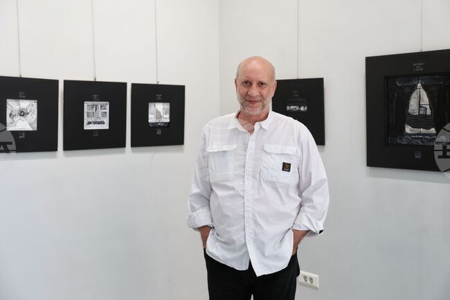 Бургас - Румен Нечев - "Елфенбайншварц" - изложба рисунки