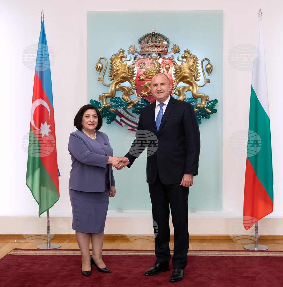Bulgarian Head of State Confers with Azerbaijani Milli Majlis Chair Sahiba Gafarova