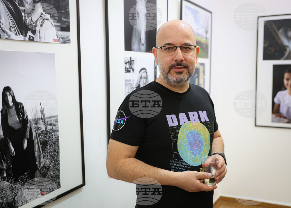 Бургас - курс по фотография - изложба
