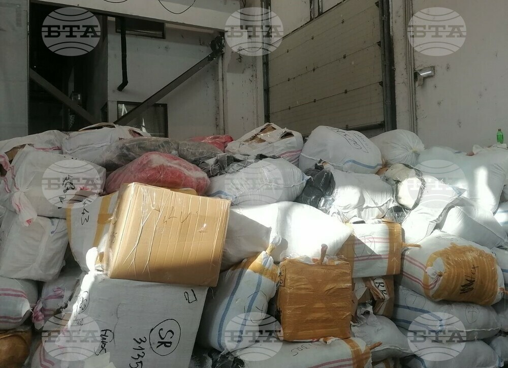 Голямо количество стоки с лого на защитени марки задържаха на ГКПП "Капитан Андреево"