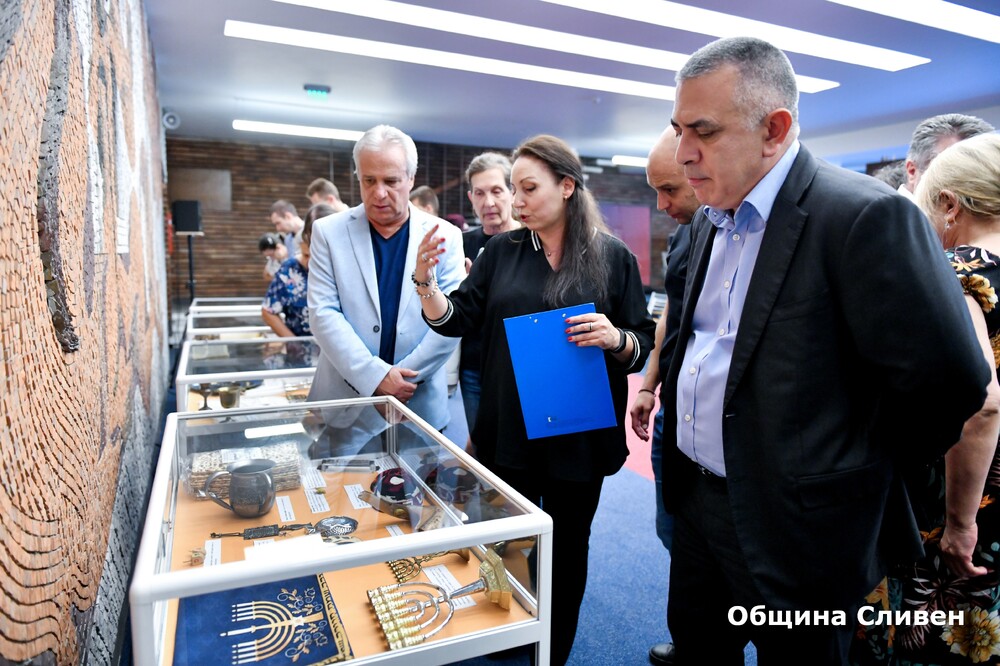 Община Сливен: С истински празник стартира представянето на Еврейското културно наследство в Сливен