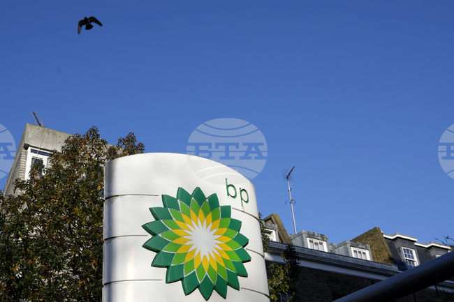 Би Пи е засегната от по-ниските цени на петрола и газа, но очаква възстановяване на производството 