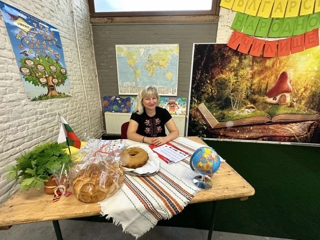 Галина Гегова: Ще предам на децата в Българското народно училище в Брюксел любовта към народното творчество и музика
