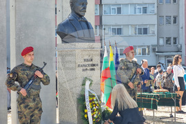 Ямбол - паметник на Иван Параскевов - откриване