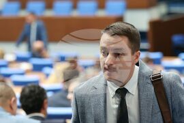 Парламент - заседание