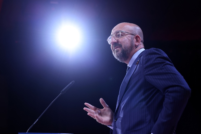 Бившият председател на Европейския съвет Шарл Мишел ще преподава в китайско училище за бизнес