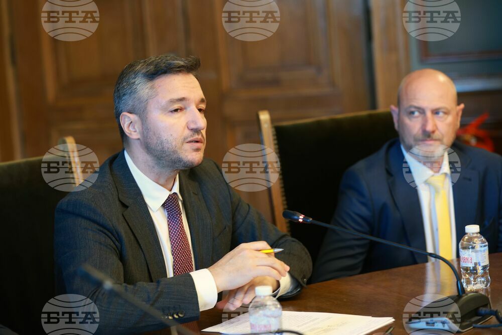 Парламент - Комисия по отбрана - заседание