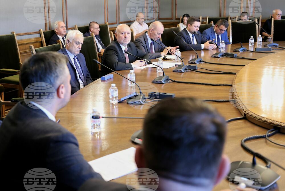 Парламент - Комисия по отбрана - заседание
