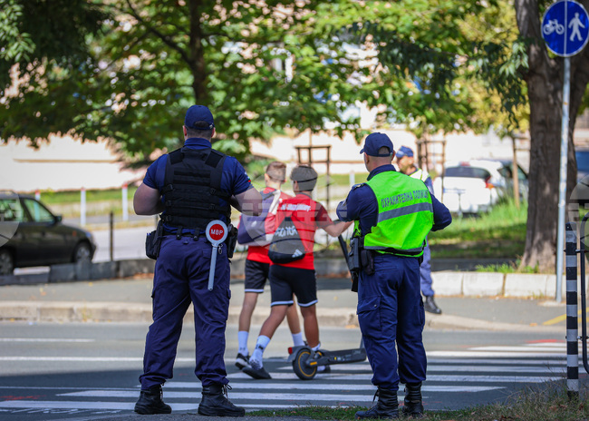 Бургас - пешеходни пътеки - полицейска операция