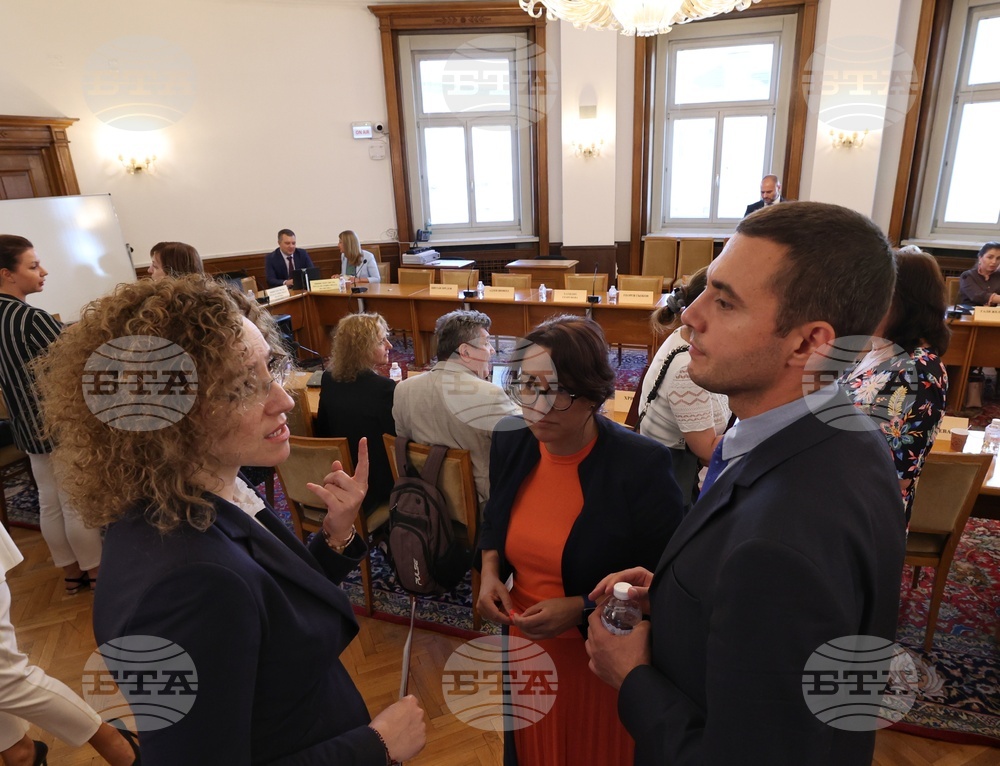 Парламент - Комисия по труда и социалната политика - заседание
