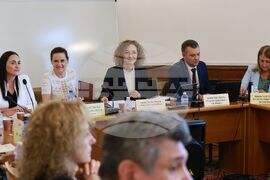 Парламент - Комисия по труда и социалната политика - заседание