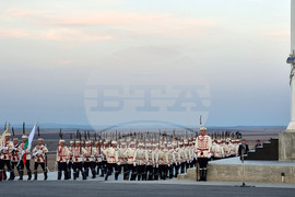 Ямбол - Румен Радев - церемония - Национален флаг
