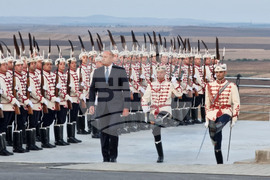 Ямбол - Румен Радев - церемония - Национален флаг
