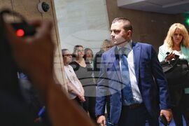 Парламент - заседание