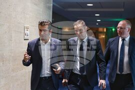 Парламент - заседание