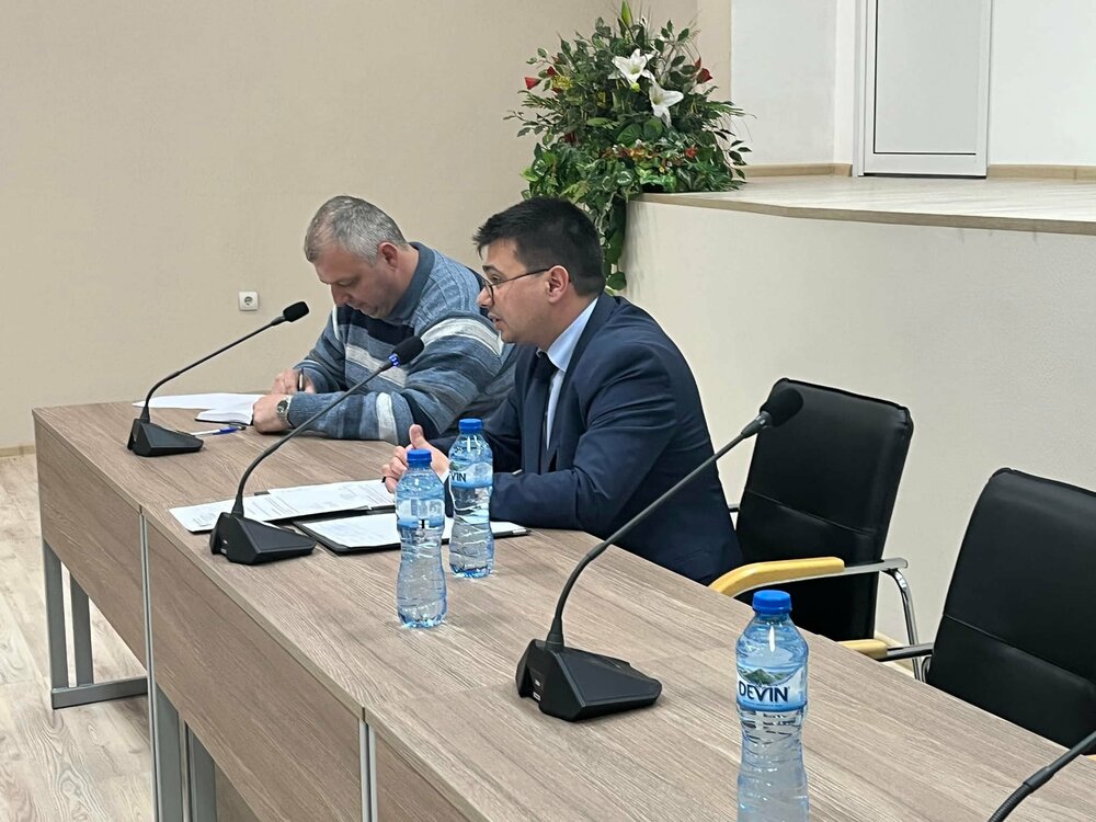 По инициатива на Областния управител на област Видин Любен Иванов се проведе работна среща с производители на плодове