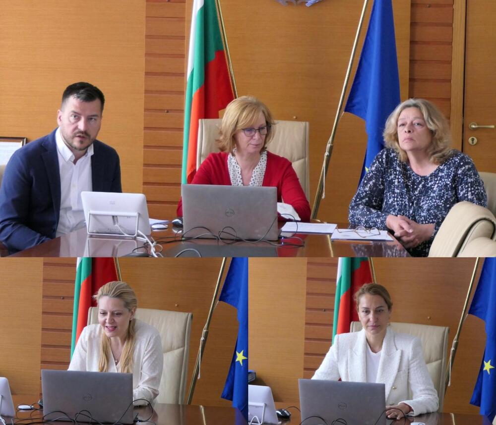 В инициативата виртуална приемна на МЗм, трима ръководители на дирекции отговориха на въпроси на земеделци
