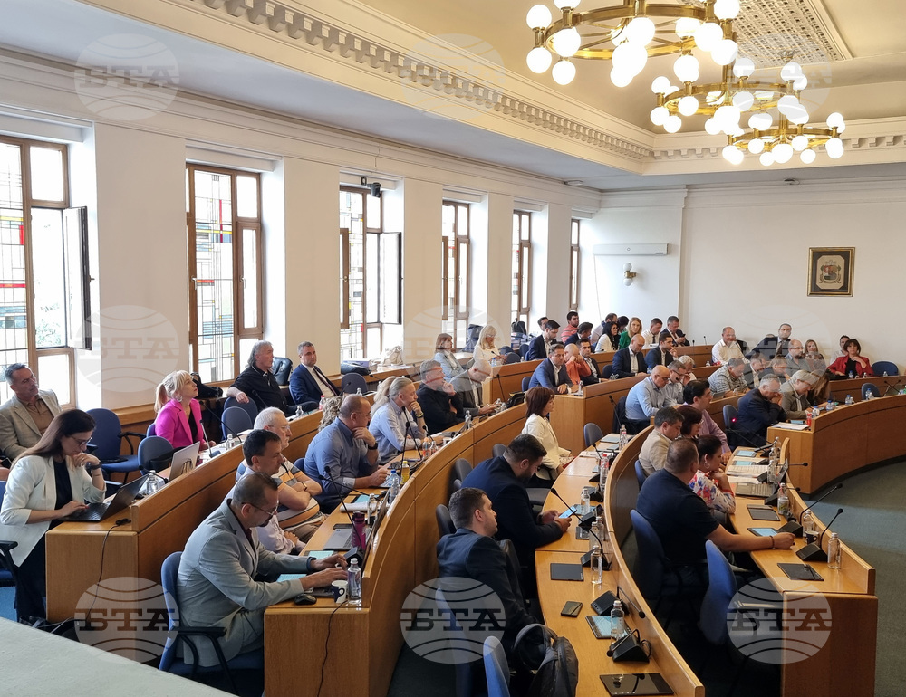Неприемането на бюджета на Столичната община ще означава безотговорност, непрофесионализъм и лицемерие, заяви кметът Йорданка Фандъкова