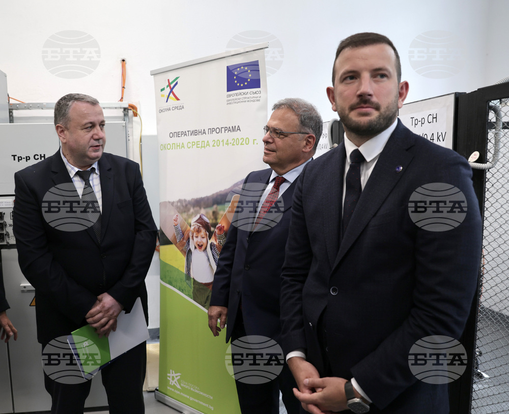 Токоизправителна станция „Юнак" - министър - посещение