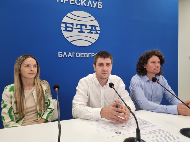 Програма с дванадесет акцента представи независимият кандидат за кмет на Благоевград Венелин Трошанов