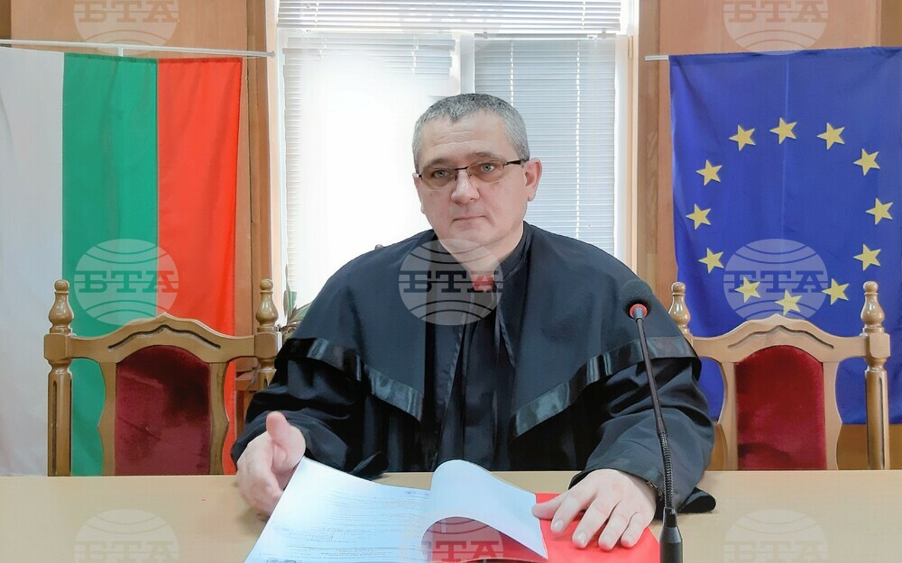 Магистрати от Силистра изготвиха брошура с полезни съвети за подрастващите