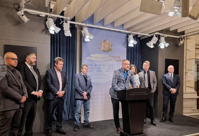 Парламент - ИТН - пресконференция