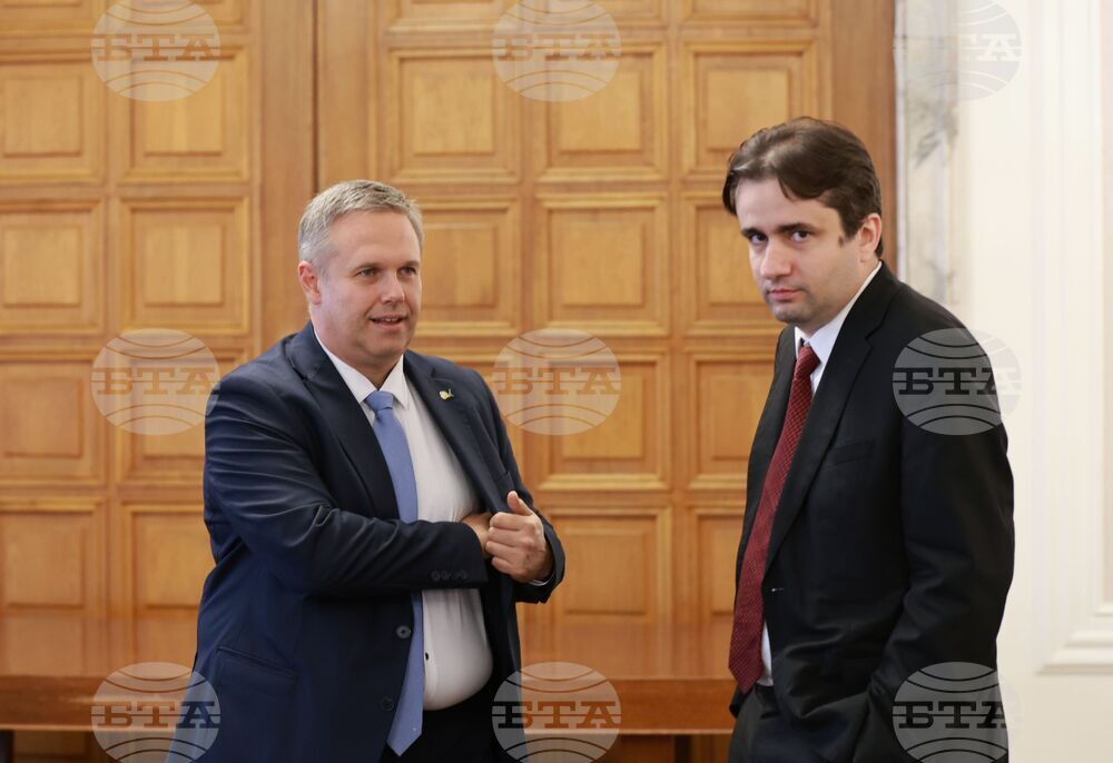 Парламент - Комисия по електронно управление и информационни технологии - заседание