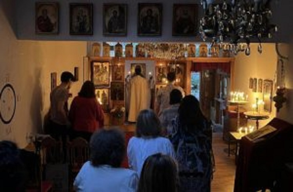 Българи в Англия фирма Кръстовден в православната ни църква „Свети Йоан Рилски“ в Лондон
