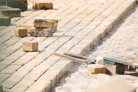 Жълти павета - ремонтни дейности