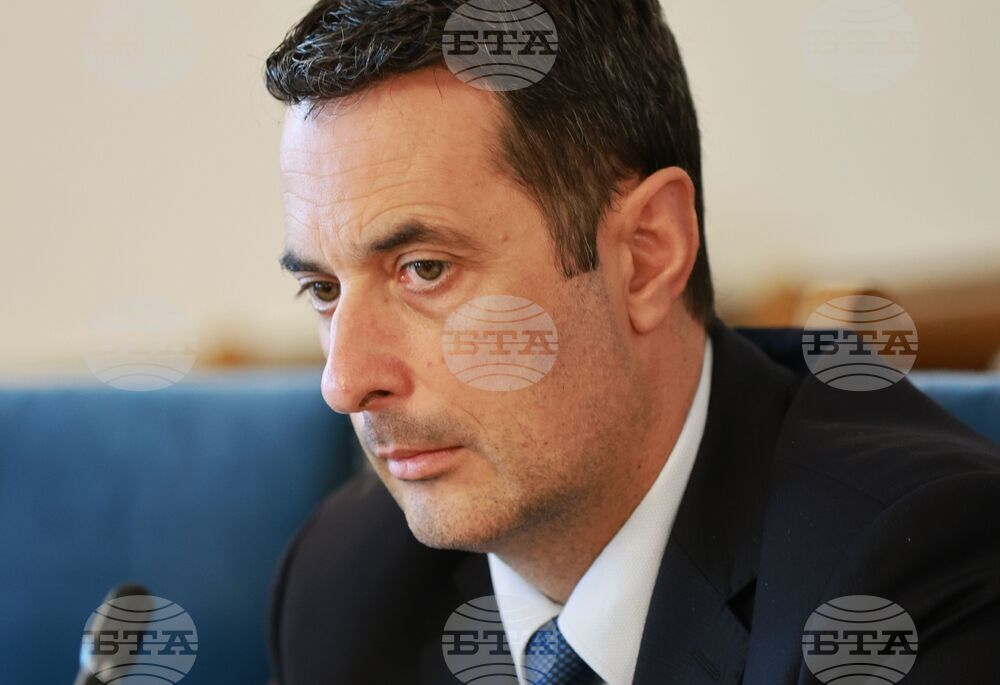 Парламент - Комисия по транспорт и съобщения