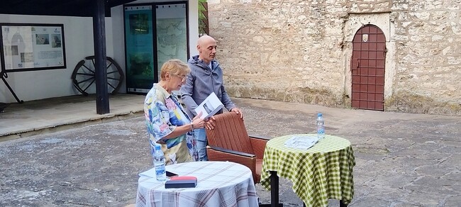 Община Каварна: Втората стихосбирка на Пламен Калоянов със заглавие „Мрак“ бе представена в ИМ „Хамама“ в Каварна