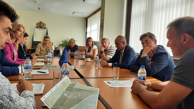 Областна администрация Добрич: Проблеми с водоснабдяването и пречистването на води обсъди Й. Костадинова с представители на бизнеса и институции