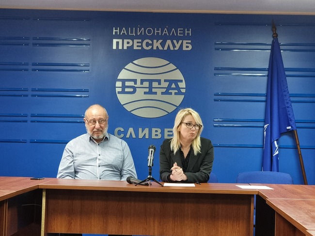 В Деня на народните будители ще бъде представена инициативата за изграждане на паметник на Радой Ралин в Сливен