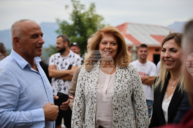 Албания - Село Големо Острени - Илияна Йотова - българско национално малцинство - среща