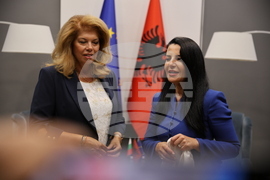 Албания - Тирана - Илияна Йотова - Белинда Балуку - среща