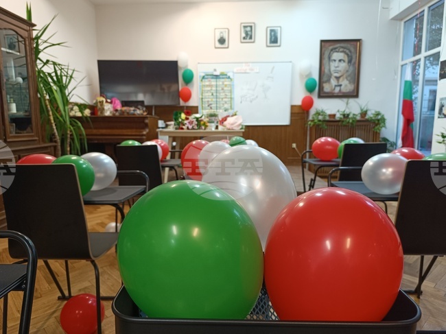 Посолството на България в Румъния отбелязва 24 май с богата празнична програма; за първи път честване ще има и в Музея на селото в Букурещ