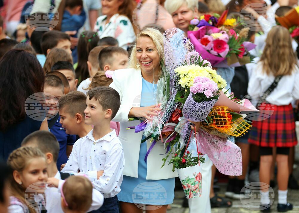 Бургас - Основно училище "Георги Бенковски" - първи учебен ден