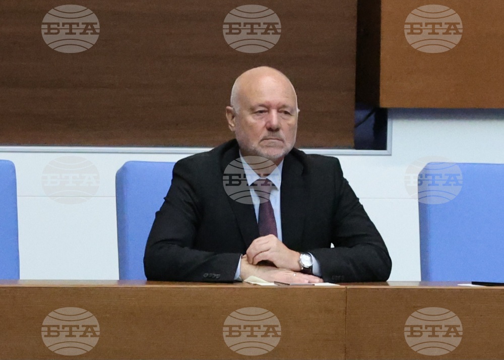 Парламент - парламентарен контрол