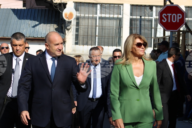 Село Кочан - Румен Радев - учебна година