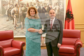 Албания - Илияна Йотова - Байрам Бегай - среща