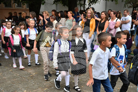 Исперих - първи учебен ден - първокласници