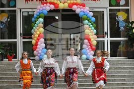 Исперих - първи учебен ден - първокласници