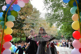 Исперих - първи учебен ден - първокласници