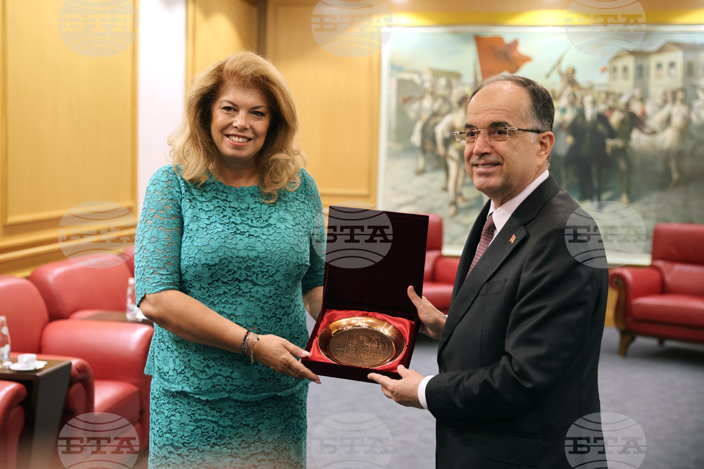 Албания - Илияна Йотова - Байрам Бегай - среща