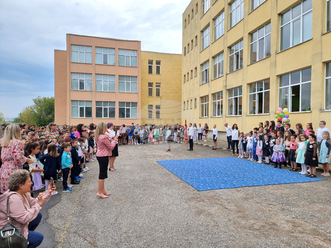 Започва електронният прием в първи клас за учебната 2025/2026 г. в Разград