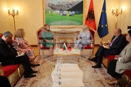 Албания - Илияна Йотова - Линдита Никола - среща