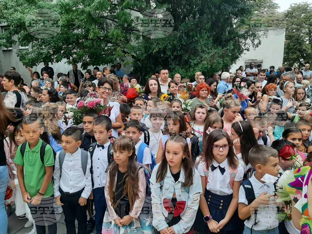 В област Силистра новата учебна година започна в 69 учебни заведения
